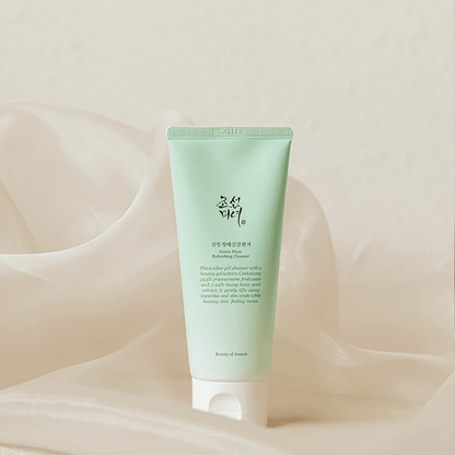 Green Plum Refreshing Cleanser