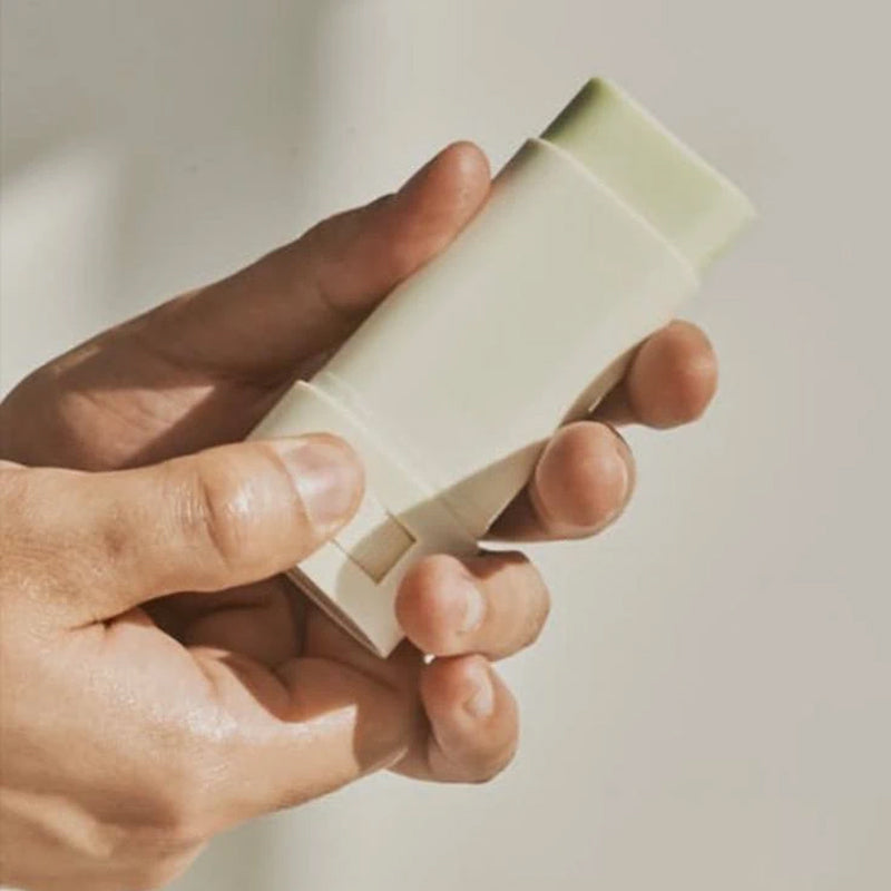 Matte Sun Stick Mugwort + Camelia