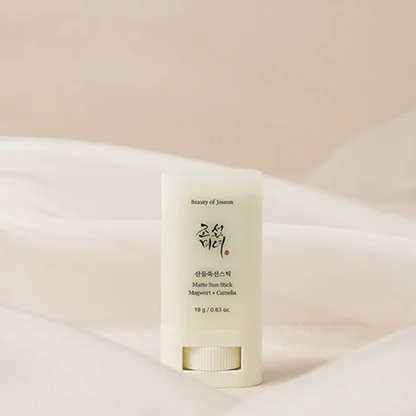 Matte Sun Stick Mugwort + Camelia