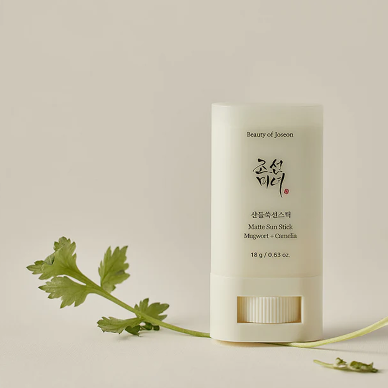 Matte Sun Stick Mugwort + Camelia
